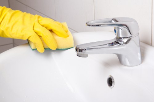 Professional kitchen and bathroom cleaning for homes in NW3