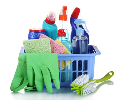Cleaning of a bin area and communal access space in NW3